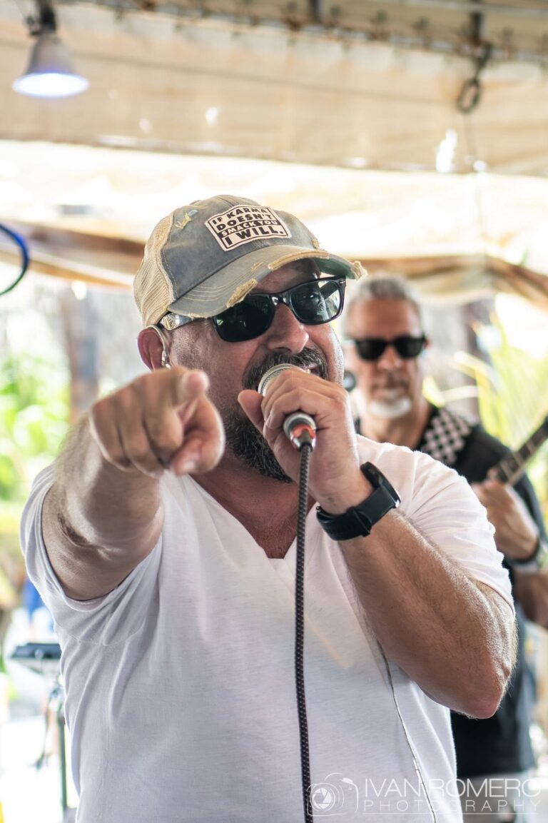 Juanabe - 2025-06-14 - Gilbert's - Juan