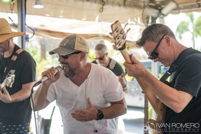 Juanabe - 2025-06-14 - Gilbert's - Albert, Juan, LB